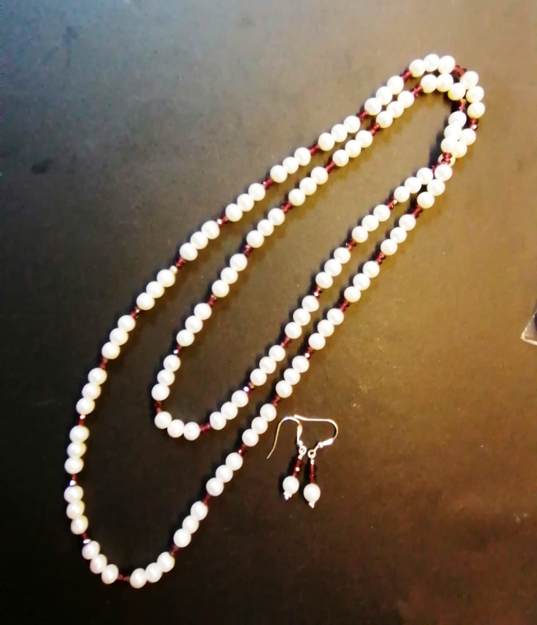 Freshwater Pearl & Garnet