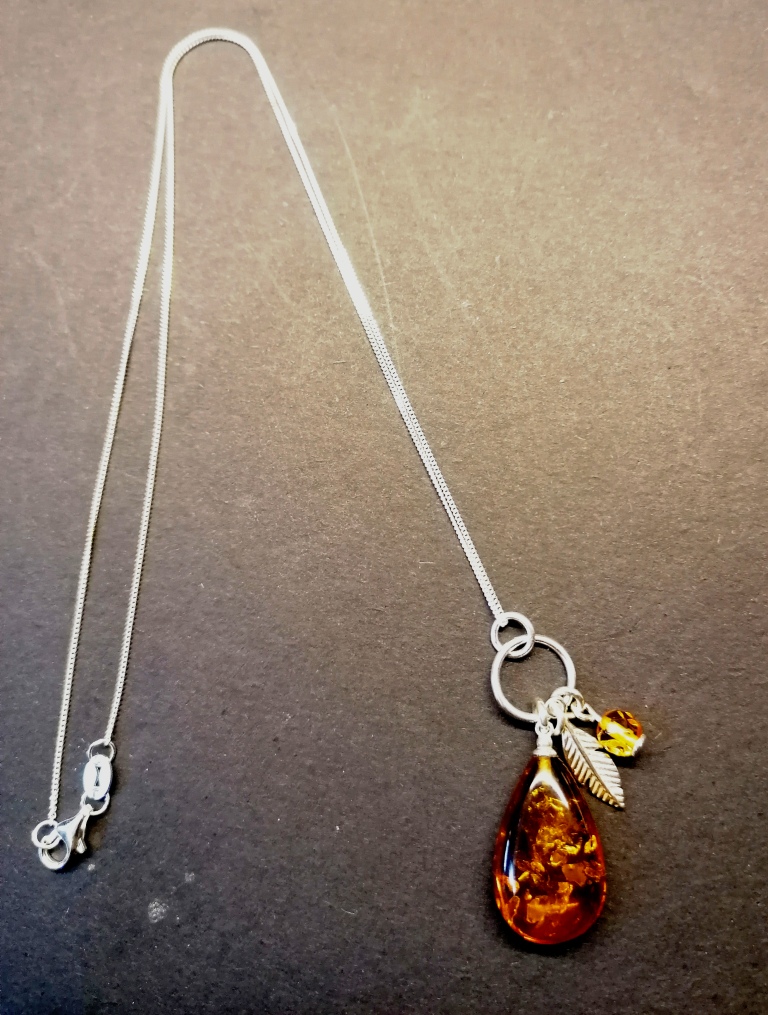 Amber & Leaf Pendant