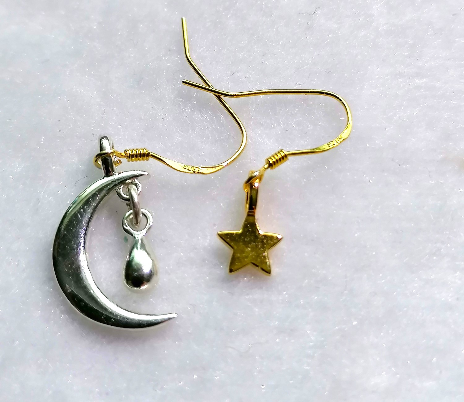 Silver Moon with Drop & Star