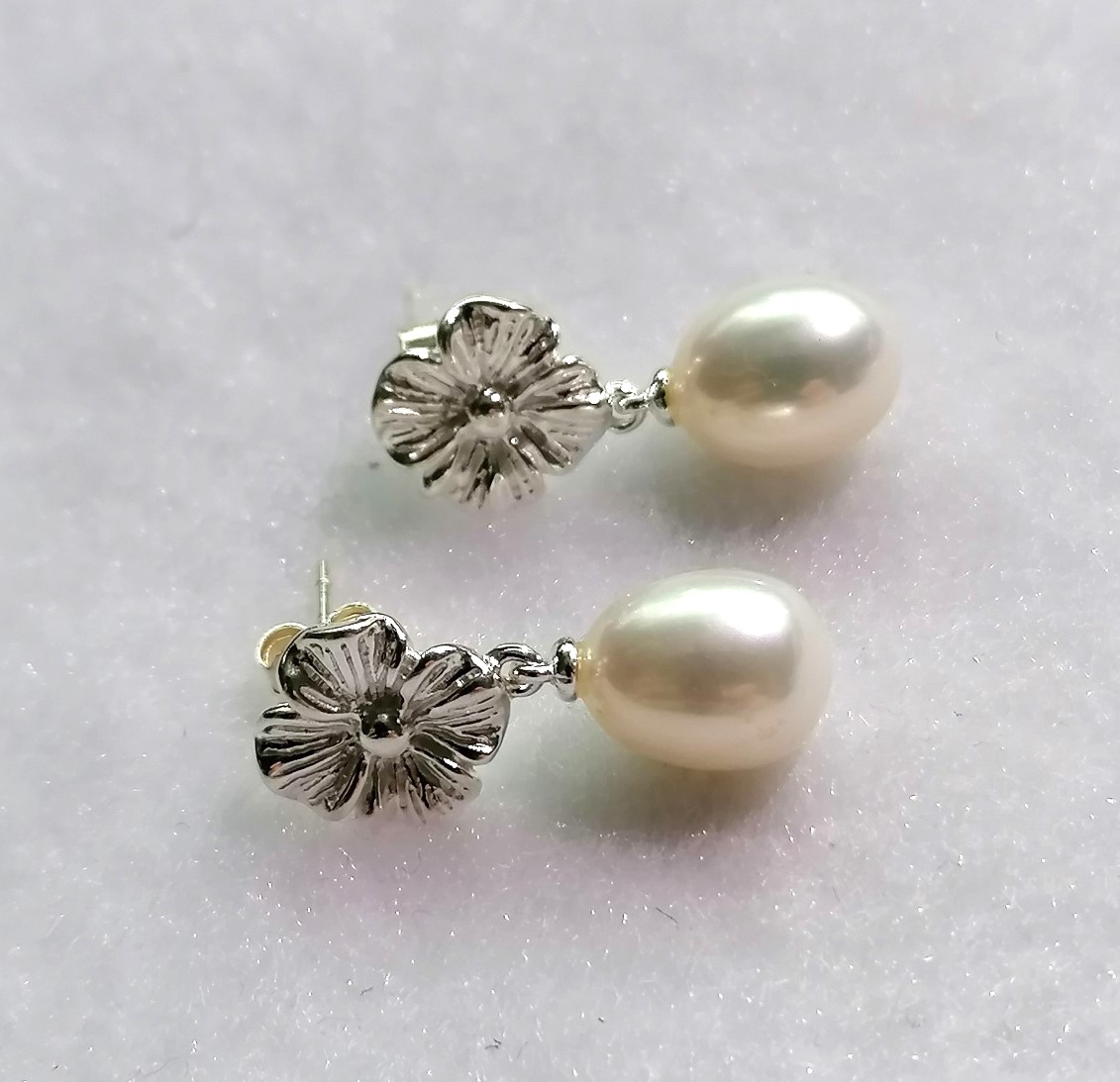 Silver Pearl Drops