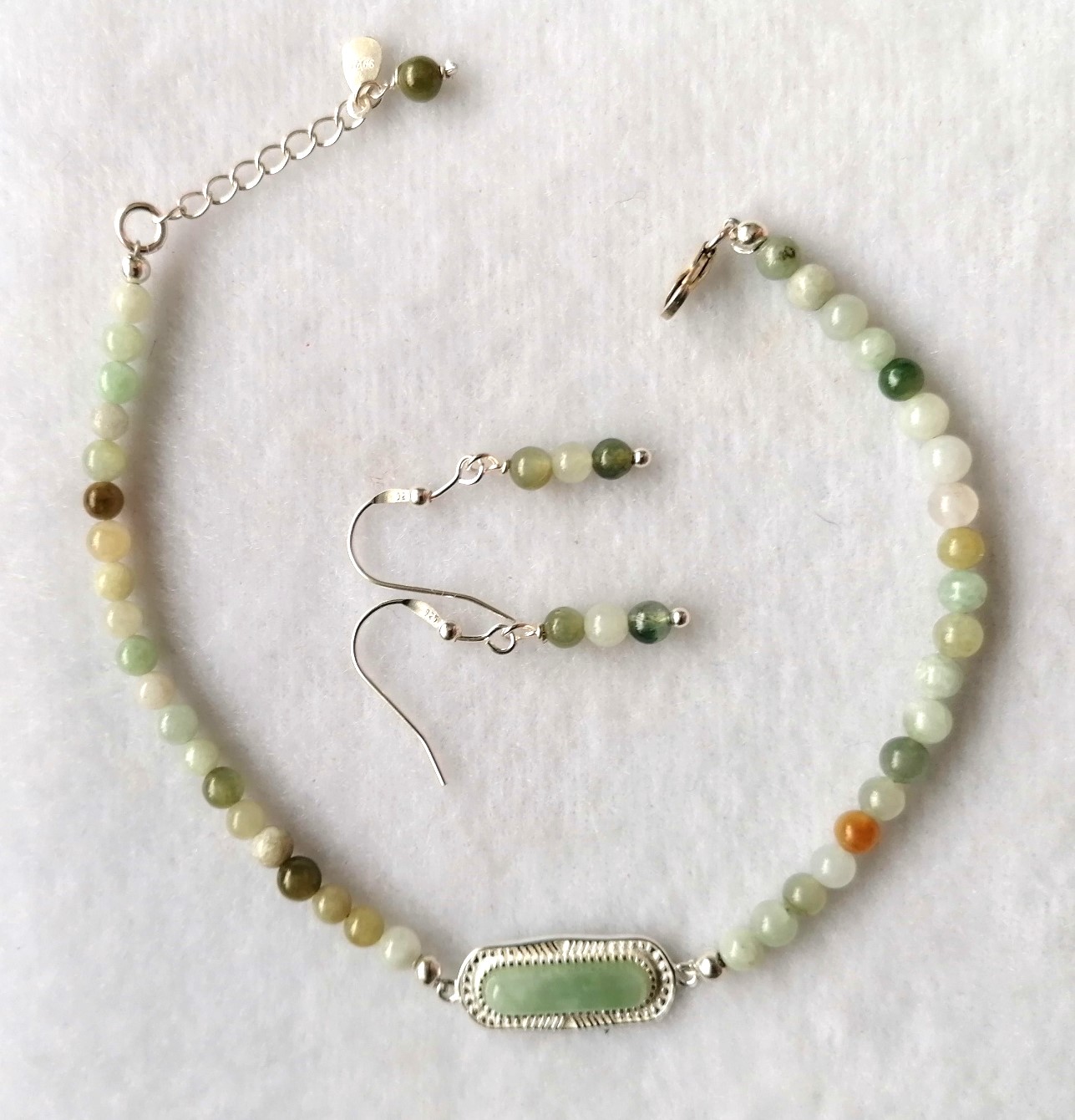 Multi-colour Jade with Connector