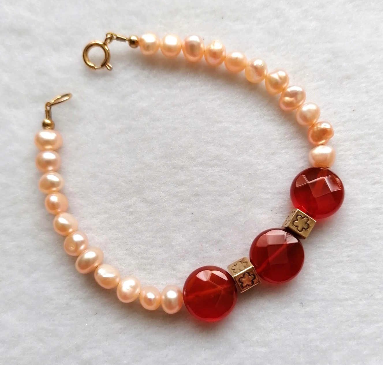 Carnelian & Freshwater Pearl