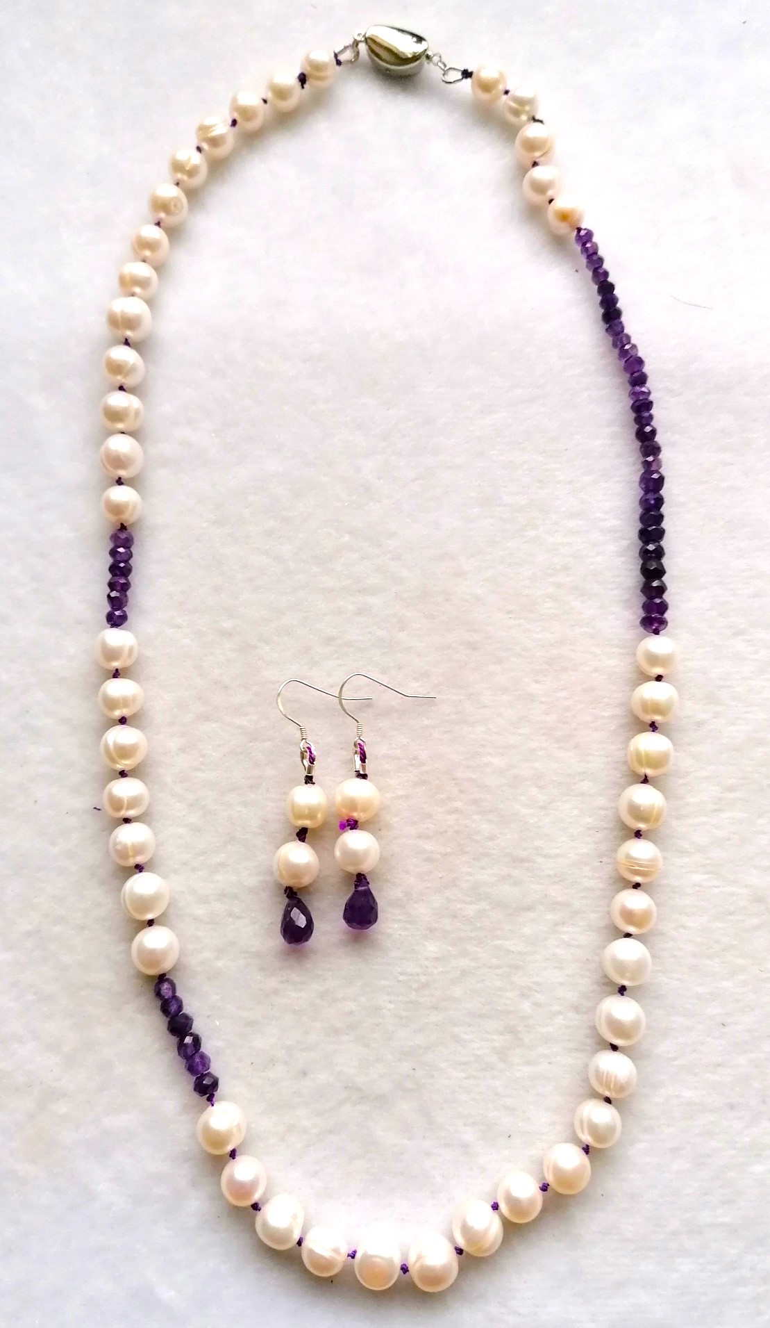 Knotted Freshwater Pearl with Amethyst