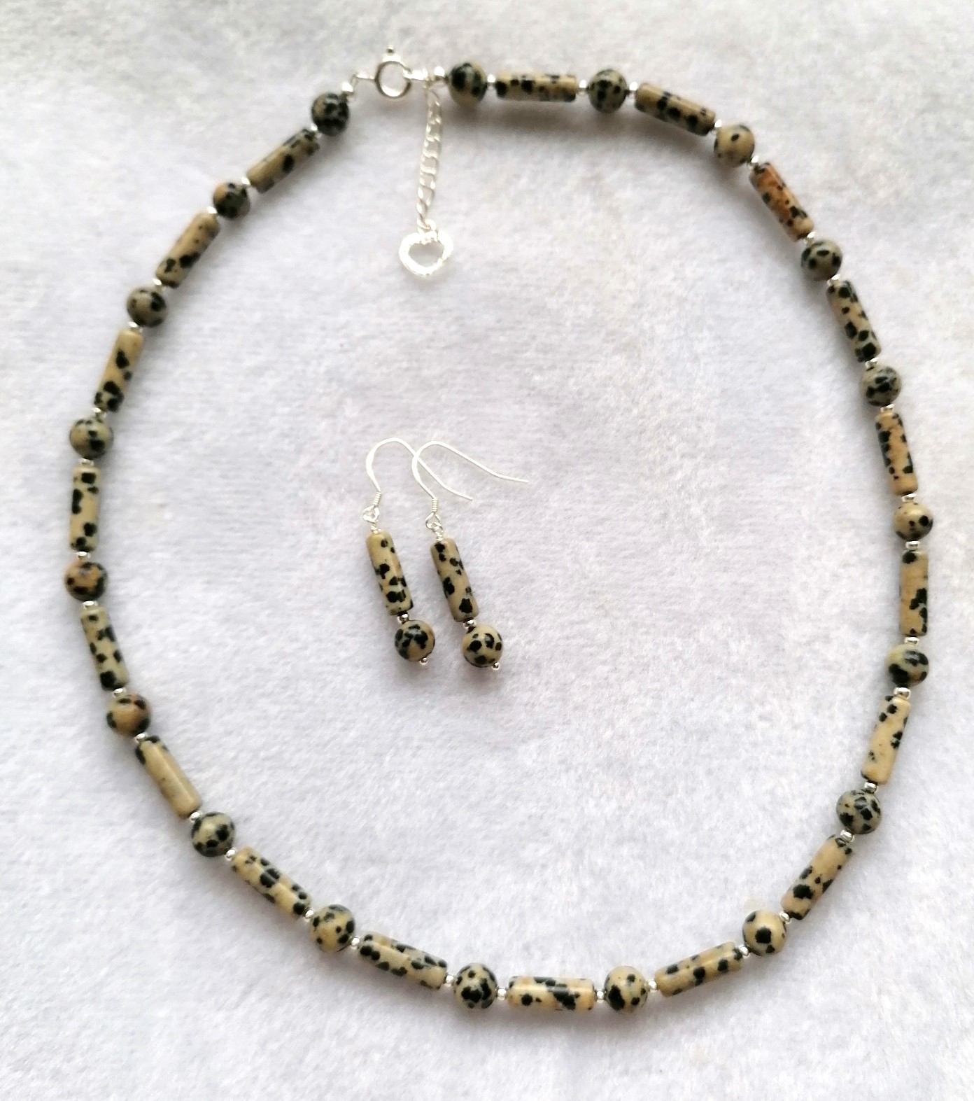 Dalmatian Jasper Round & Tube