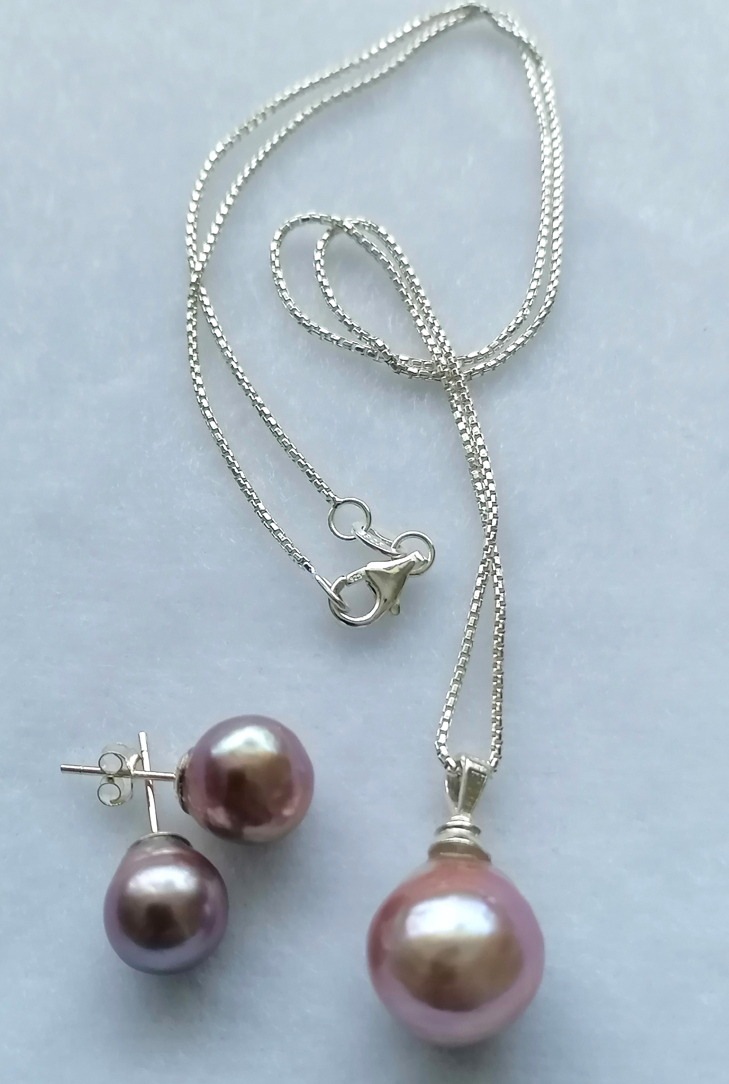 Metallic Freshwater Pearl Set