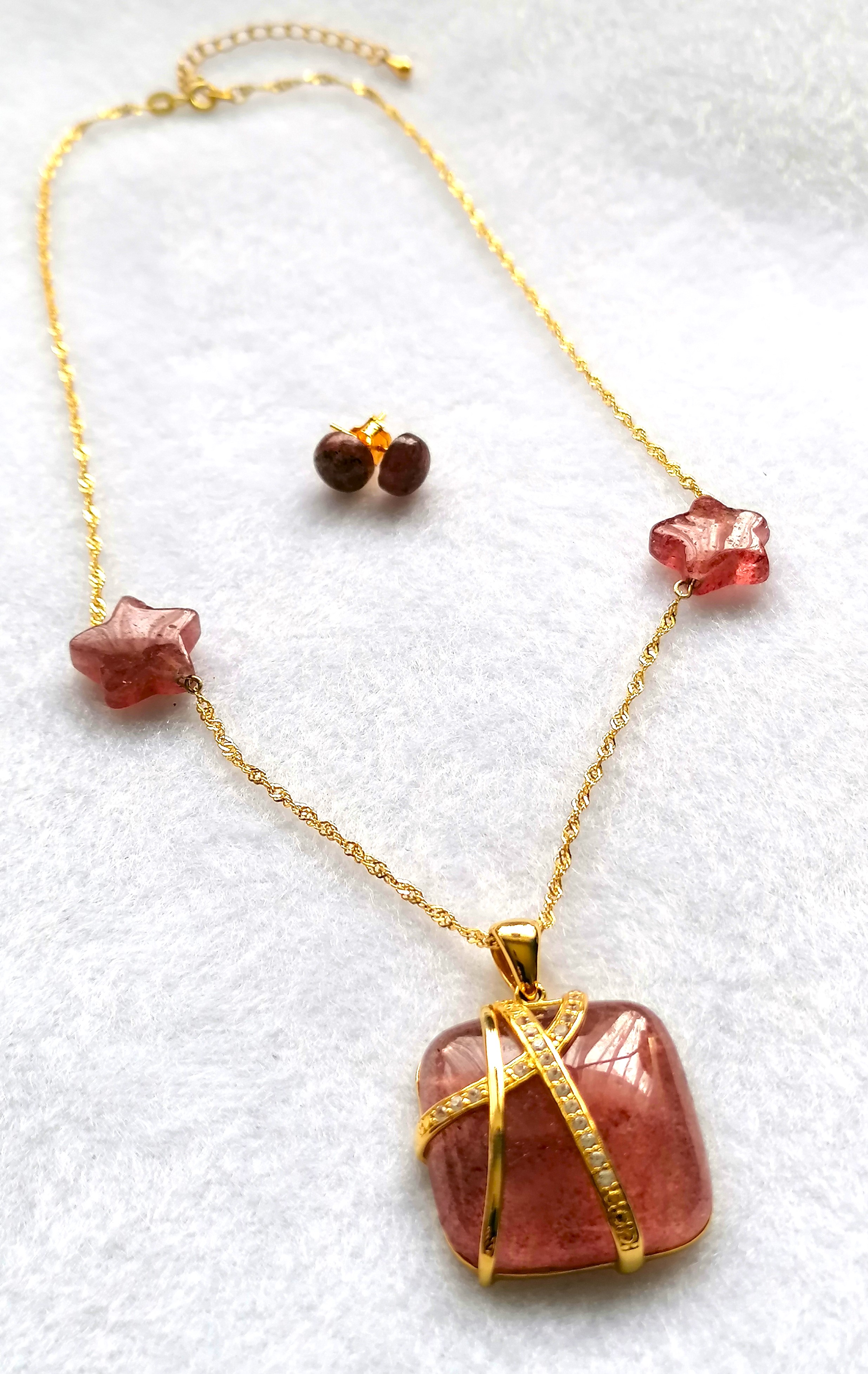 Strawberry Quartz with Square Pendant