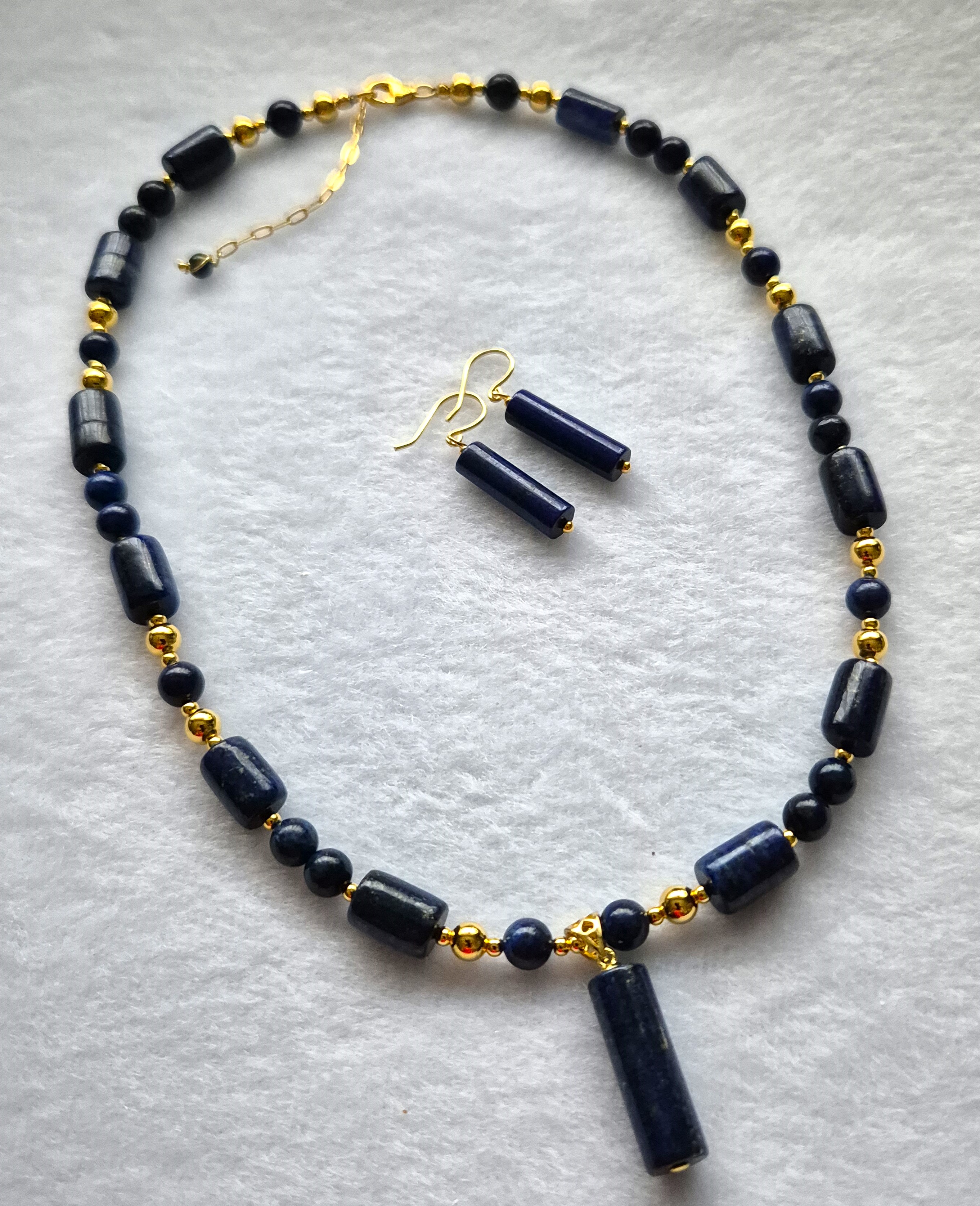 Lapiz Lazuli with Pendant